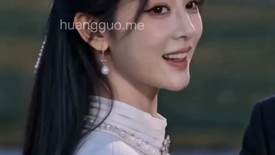 与纯阴圣体大小姐双修 更新第8集。1分43秒，关键的信息落在这集。