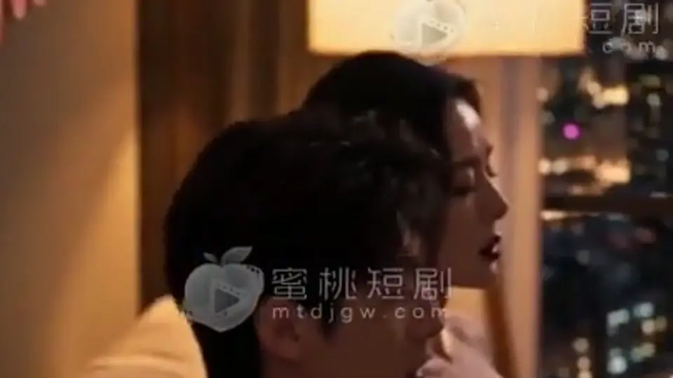 《爸爸出差的那几天》第2集，这一集的走向有点意外。接着往下追就行。