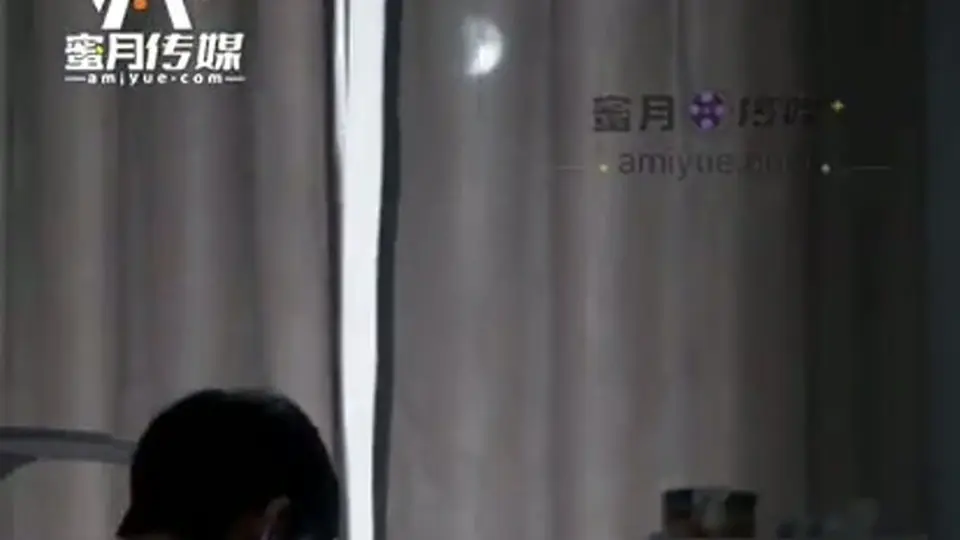 《那个夏天，我和表姐不得不说的秘密》，2分58秒。线索指向的人不对，一次看完。