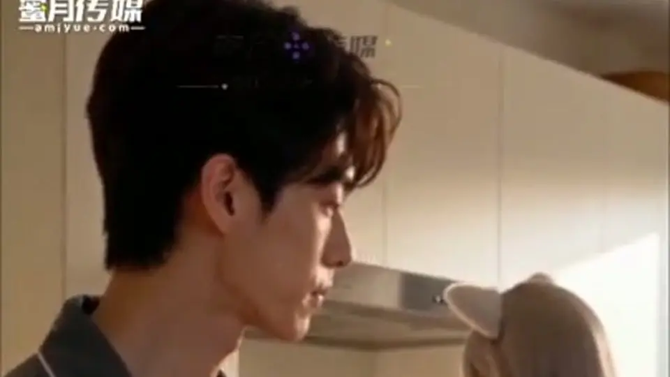 第4集 2分35秒，《我与三个妹妹的同居史》。这一集不太平。