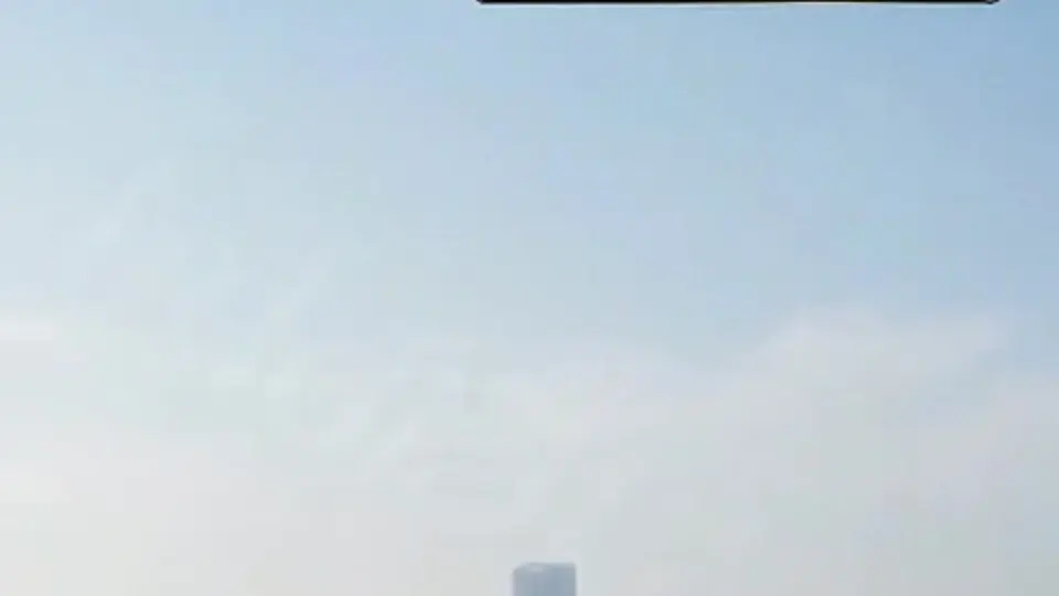 《内衣办公室》，6分11秒。节奏一点不拖，一次看完。