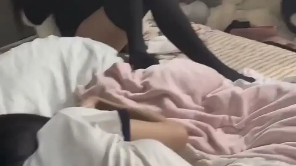 时间戳从第一秒开始。指腹绕着圈慢慢按。一开始没抱期待。