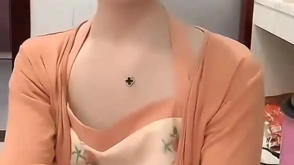 画幅有点窄但看得清，被操到眼神迷离还要，没什么可挑的。