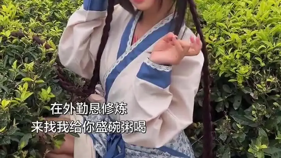 地铁里隔着裤子按着。呼吸声全收进去了，别一次看完。