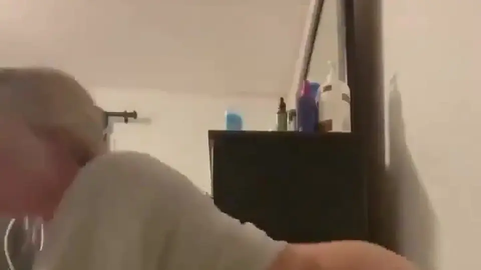 脚趾从头到尾没松开，骚穴被玩到咕叽咕叽响，这种不常有。
