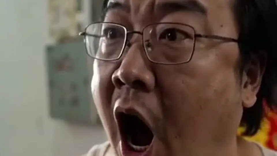 第3集 2分5秒，《胖哥的传奇人生》。这一集的走向有点意外。