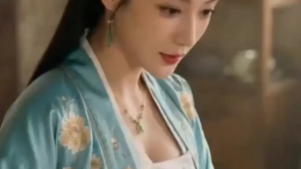 第11集《长生录》，5分24秒。关键的信息落在这集。