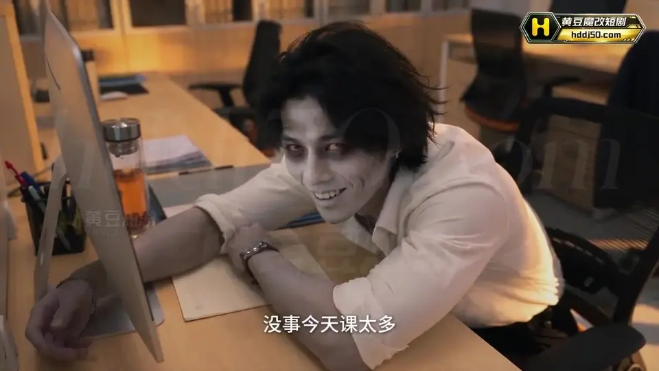 第3集 3分43秒，《高三黑道大佬师》。毕业前还有一道坎。