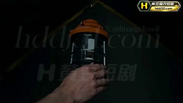 第5集《双人骑行·我们四个人骑到同一张床上》，一集。埋的线开始收了。
